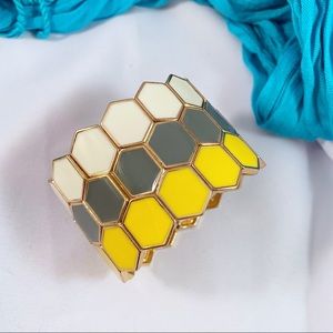 CHARMING CHARLIE Stretch Honeycomb Bracelet